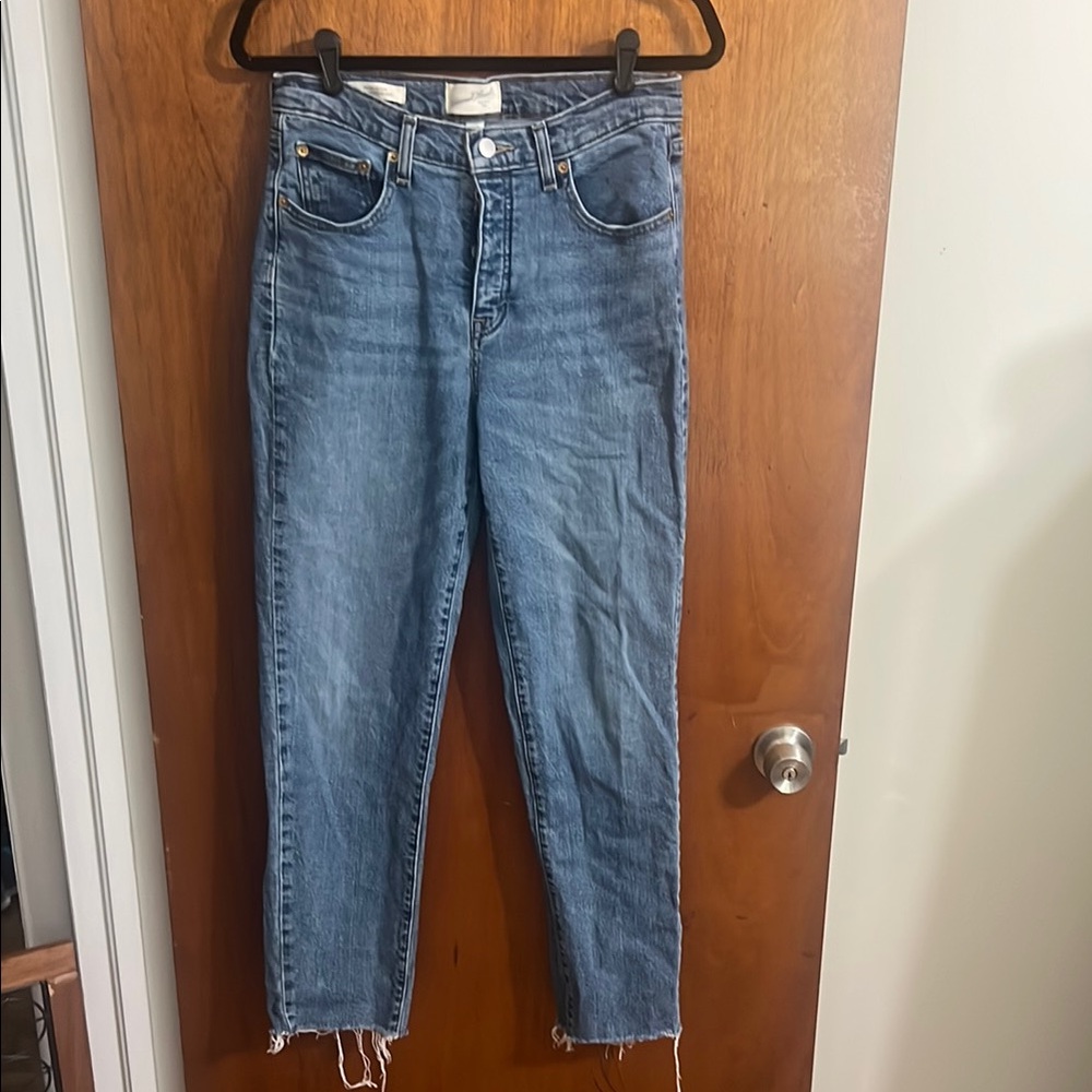 Universal Threads mid rise 80s slim jeans